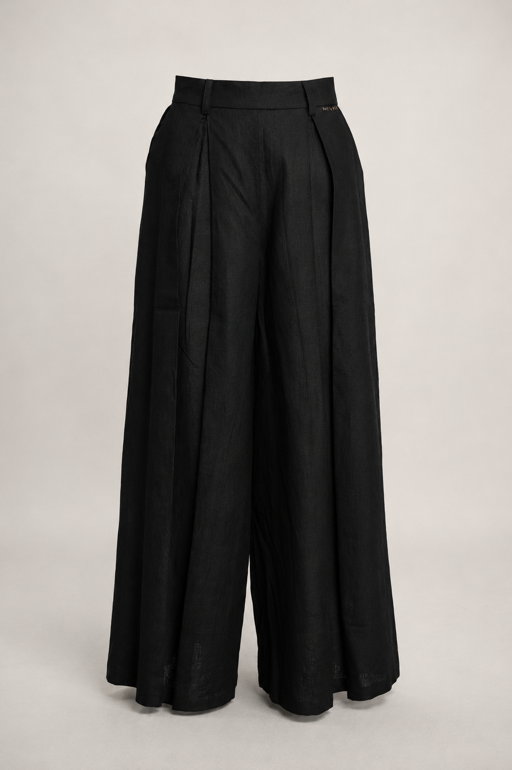 Petra Linen Pleated Pants