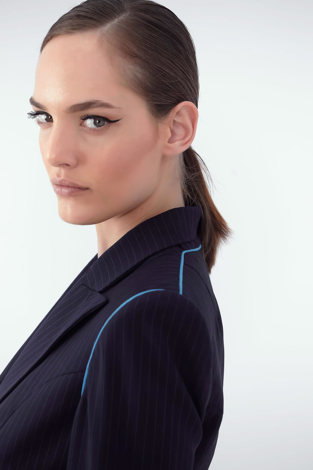 ARGO PINSTRIPE COOL WOOL