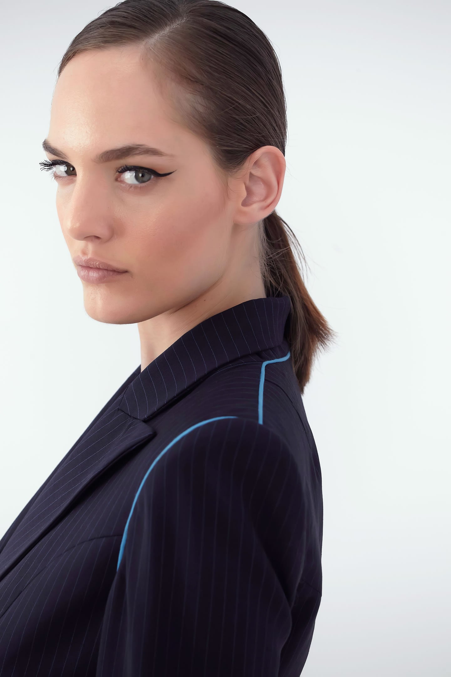 ARGO PINSTRIPE COOL WOOL