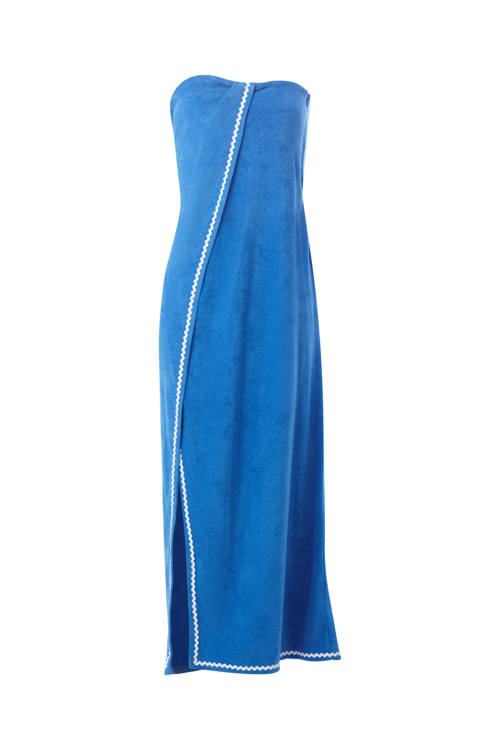 The ICARUS Terry Strapless Dress reimagines Cycladic blue in a breezy, sculptural silhouette—complete with side slit, zigzag trim, and a versatile belt that transforms into a choker or headpiece.